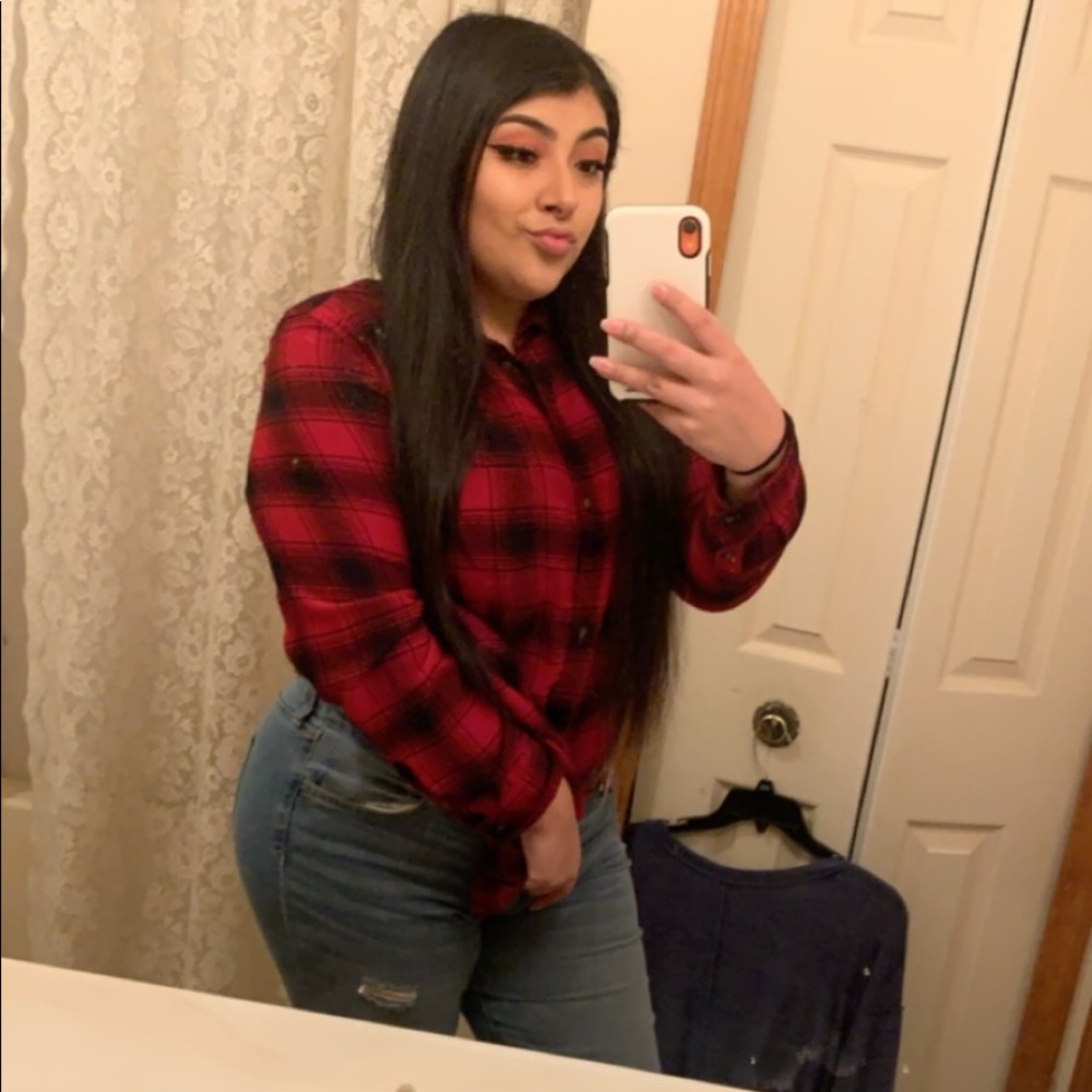 Meet your Posher, Julie